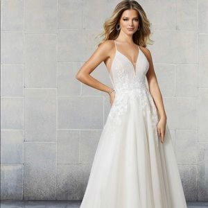 Make an offer!! Brand New Mori Lee Wedding Dress “Skye”